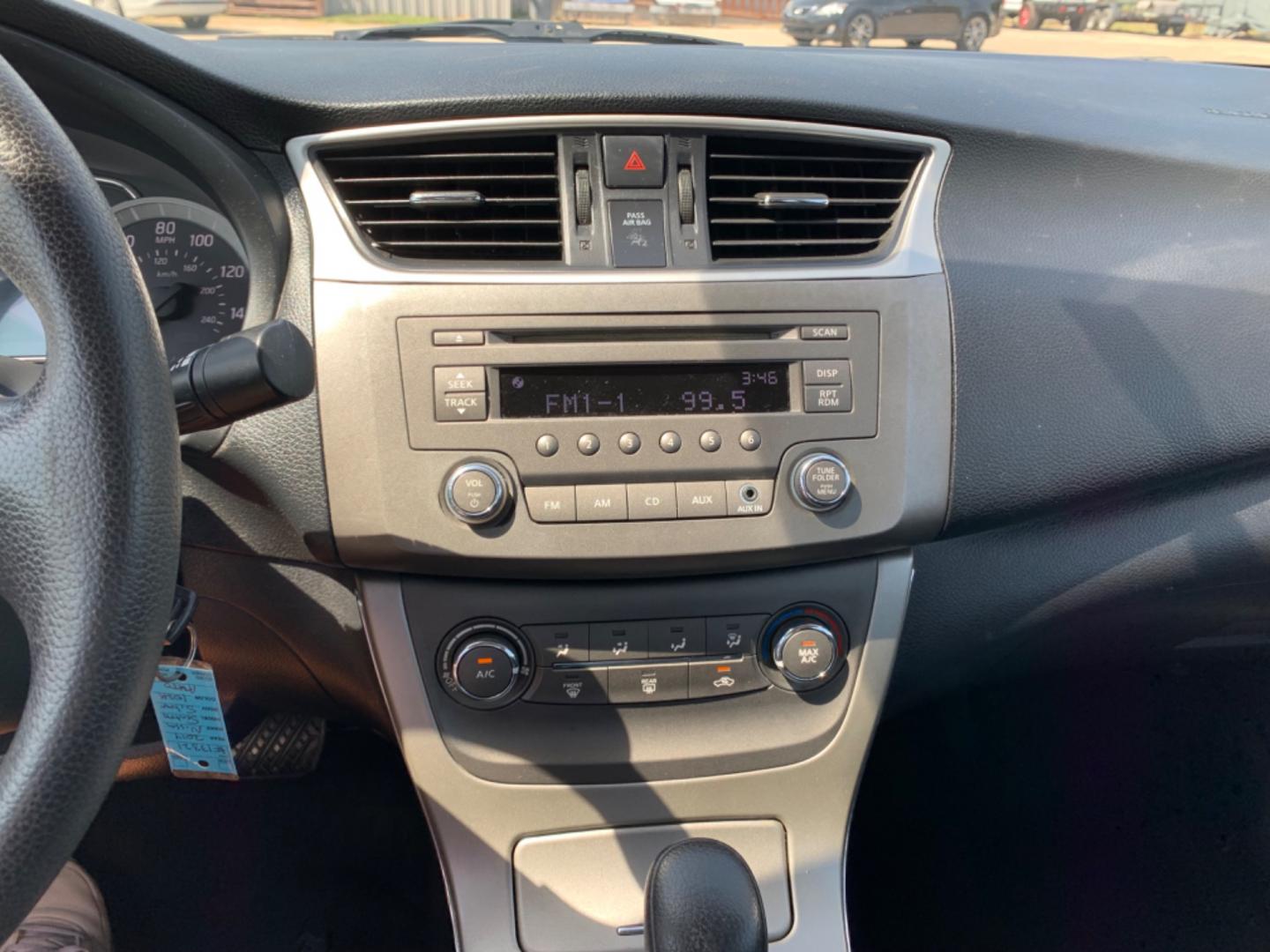 2014 SILVER /Gray Nissan Sentra (1N4AB7AP5EN) with an 1.8L L4 SFI DOHC 16V engine, Automatic transmission, located at 1830 North Belt Line Road, Irving, TX, 75061, (469) 524-0199, 32.834373, -96.993584 - Photo#11