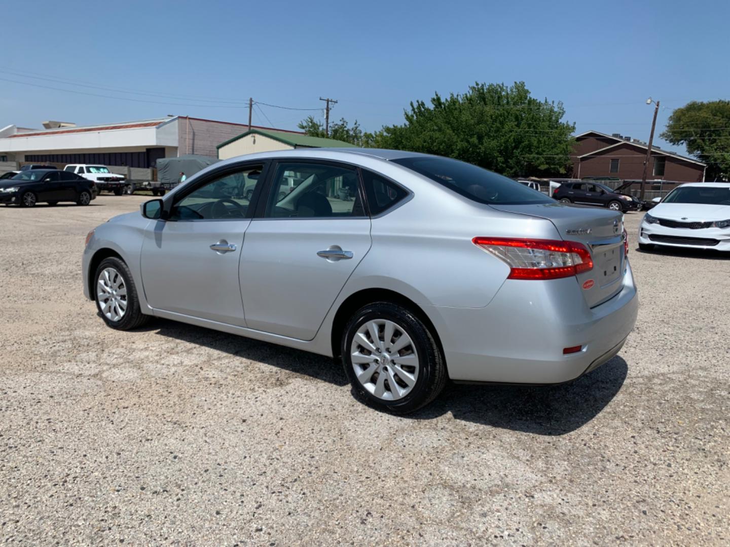 2014 SILVER /Gray Nissan Sentra (1N4AB7AP5EN) with an 1.8L L4 SFI DOHC 16V engine, Automatic transmission, located at 1830 North Belt Line Road, Irving, TX, 75061, (469) 524-0199, 32.834373, -96.993584 - Photo#3