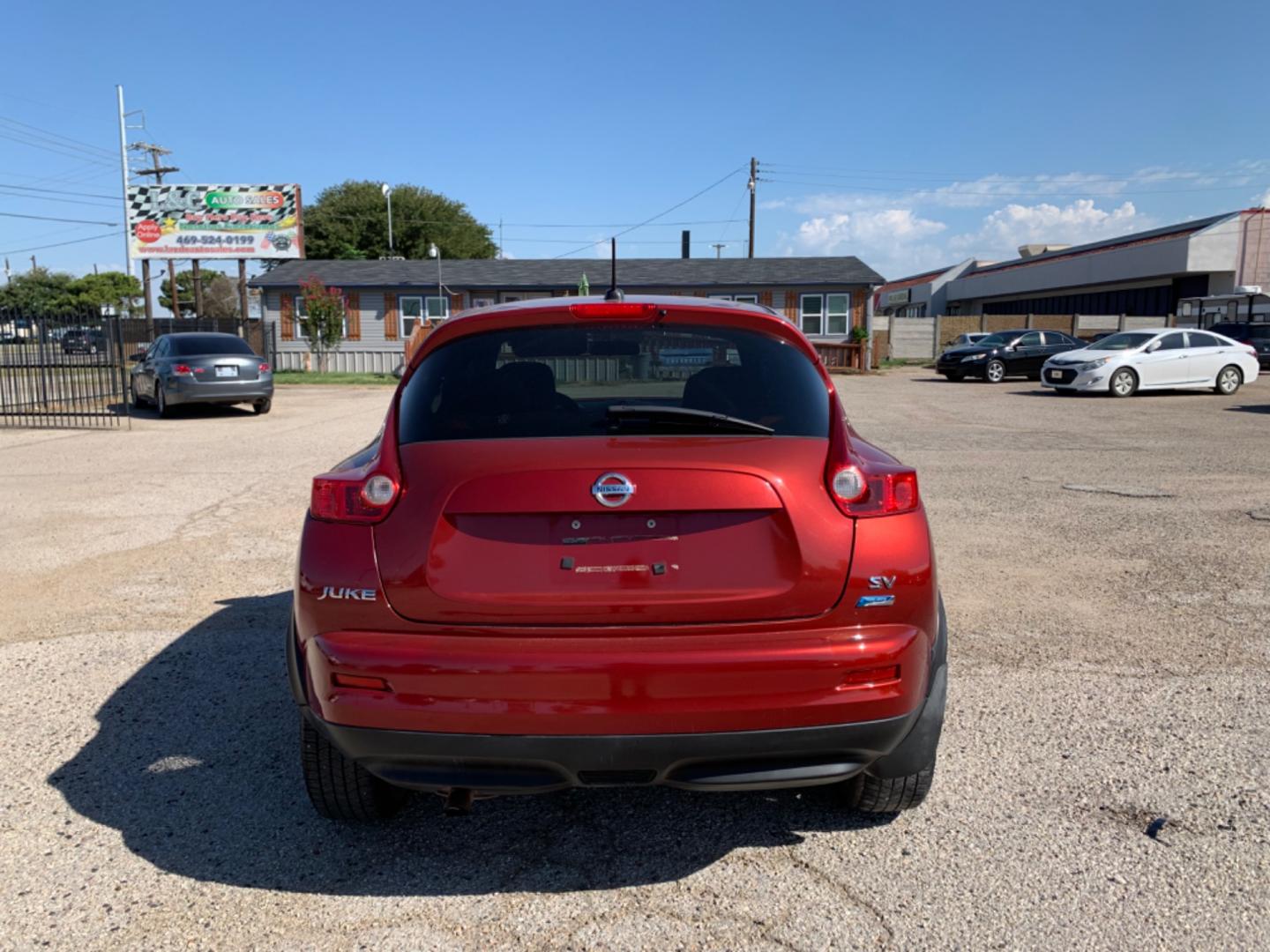 2012 Maroon /Black Nissan Juke S FWD (JN8AF5MR2CT) with an 1.6L L4 DOHC 16V engine, Automatic transmission, located at 1830 North Belt Line Road, Irving, TX, 75061, (469) 524-0199, 32.834373, -96.993584 - Photo#2