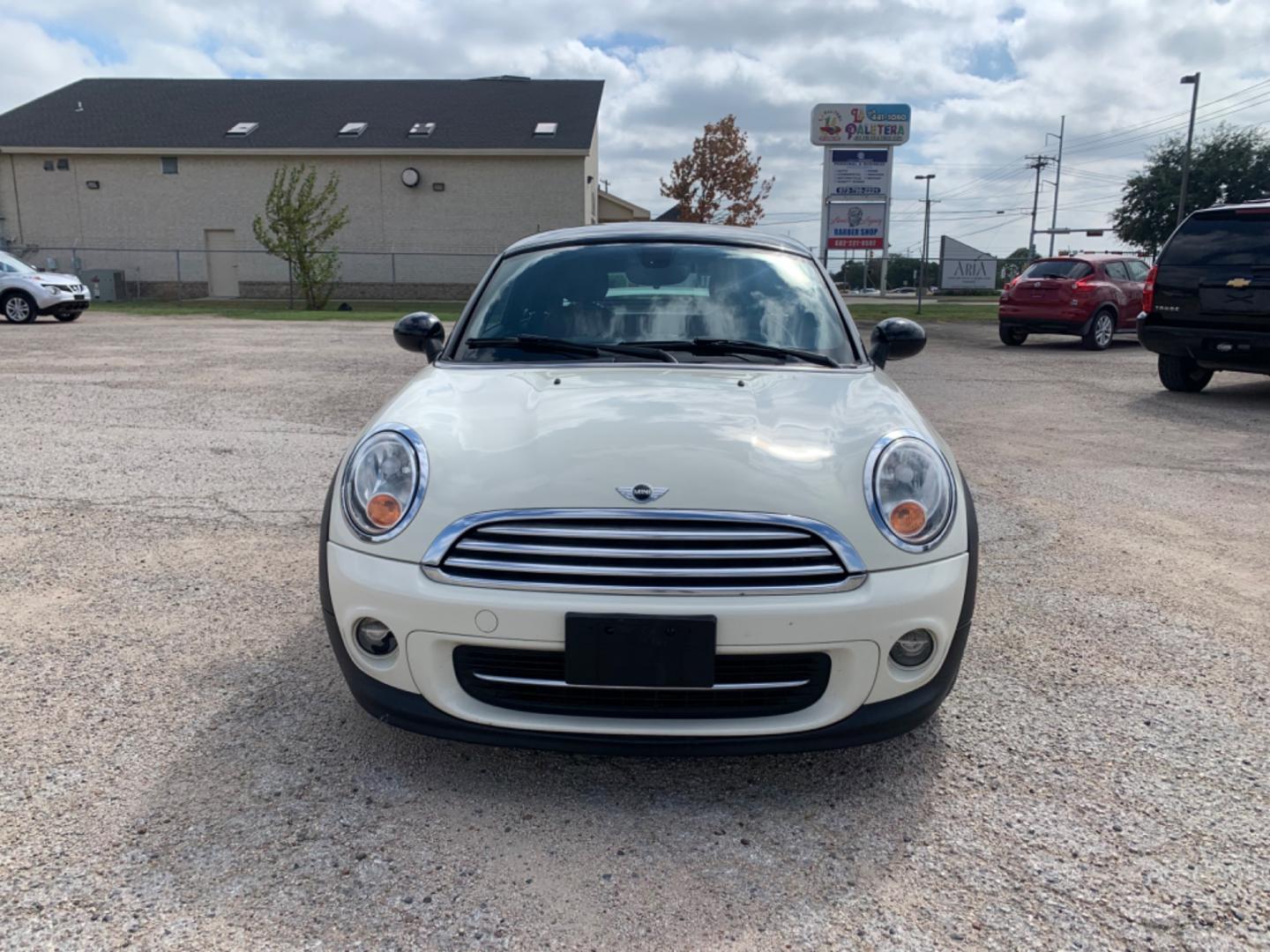 2013 /Black Mini Coupe Base (WMWSX1C50DT) with an 1.6L L4 DOHC 16V TURBO engine, Automatic transmission, located at 1830 North Belt Line Road, Irving, TX, 75061, (469) 524-0199, 32.834373, -96.993584 - Photo#1