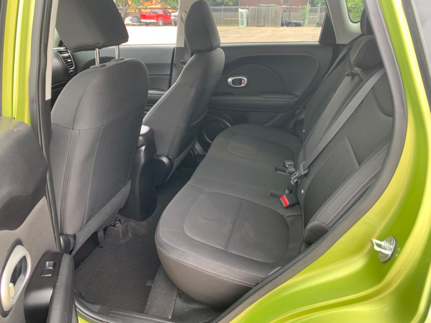 2014 Green /Black Kia Soul Base (KNDJN2A26E7) with an 4 Cylinders 2 1.6L DI DOHC 097 CID engine, AUTOMATIC transmission, located at 1830 North Belt Line Road, Irving, TX, 75061, (469) 524-0199, 32.834373, -96.993584 - Photo#8