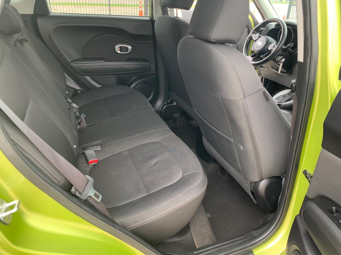 2014 Green /Black Kia Soul Base (KNDJN2A26E7) with an 4 Cylinders 2 1.6L DI DOHC 097 CID engine, AUTOMATIC transmission, located at 1830 North Belt Line Road, Irving, TX, 75061, (469) 524-0199, 32.834373, -96.993584 - Photo#10