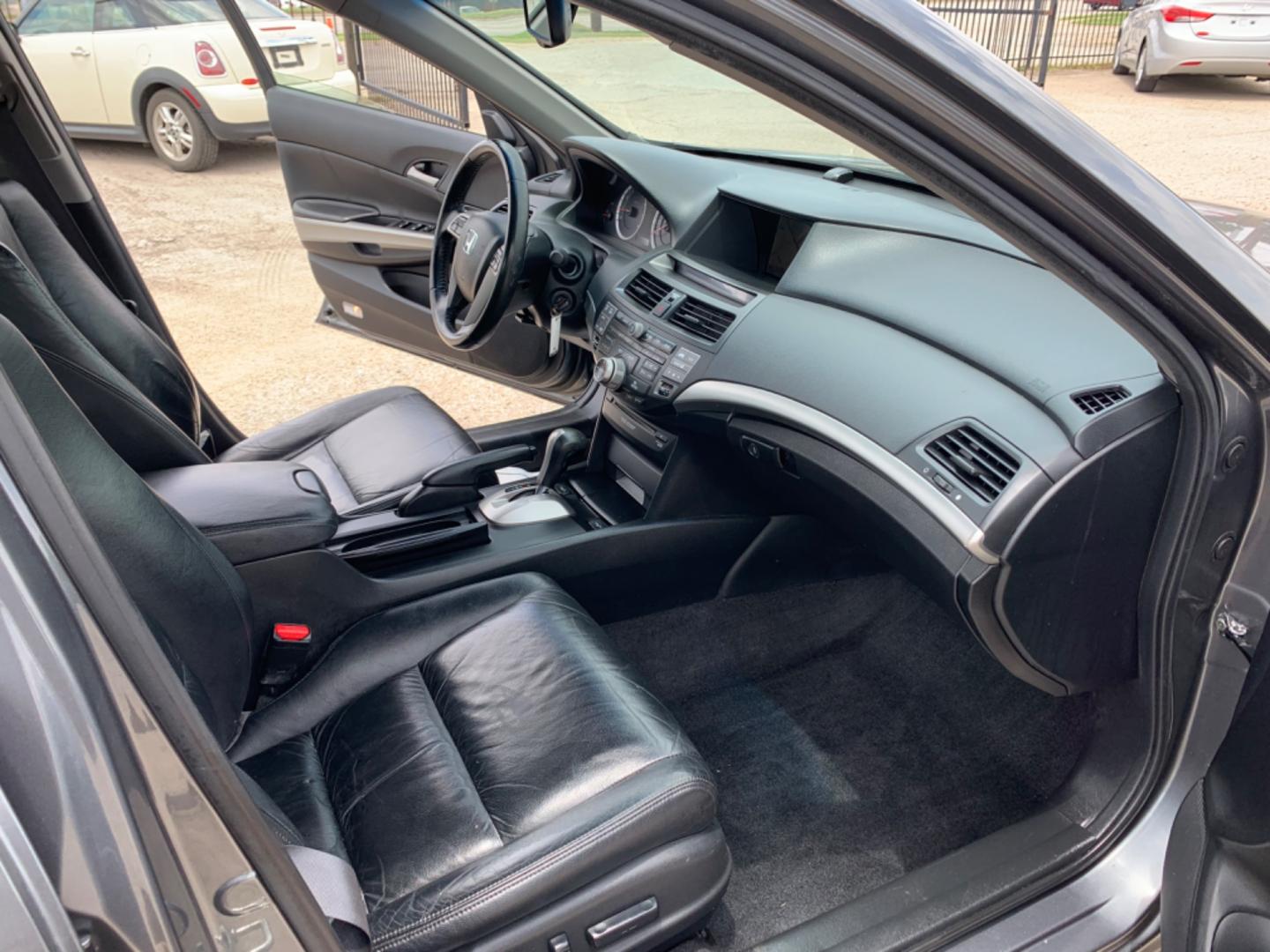 2010 Gray /Black Honda Accord EX-L (5KBCP3F83AB) with an 6 Cylinders 3.5L FI SOHC 212 CID engine, Automatic transmission, located at 1830 North Belt Line Road, Irving, TX, 75061, (469) 524-0199, 32.834373, -96.993584 - Photo#10