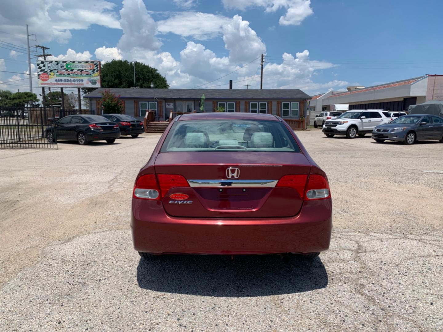 2009 Maroon /Tan Honda Civic LX (1HGFA16569L) with an 1.8L 1799cc GAS MFI type R18A1 - 4 valve SOHC engine, Automatic transmission, located at 1830 North Belt Line Road, Irving, TX, 75061, (469) 524-0199, 32.834373, -96.993584 - Photo#2