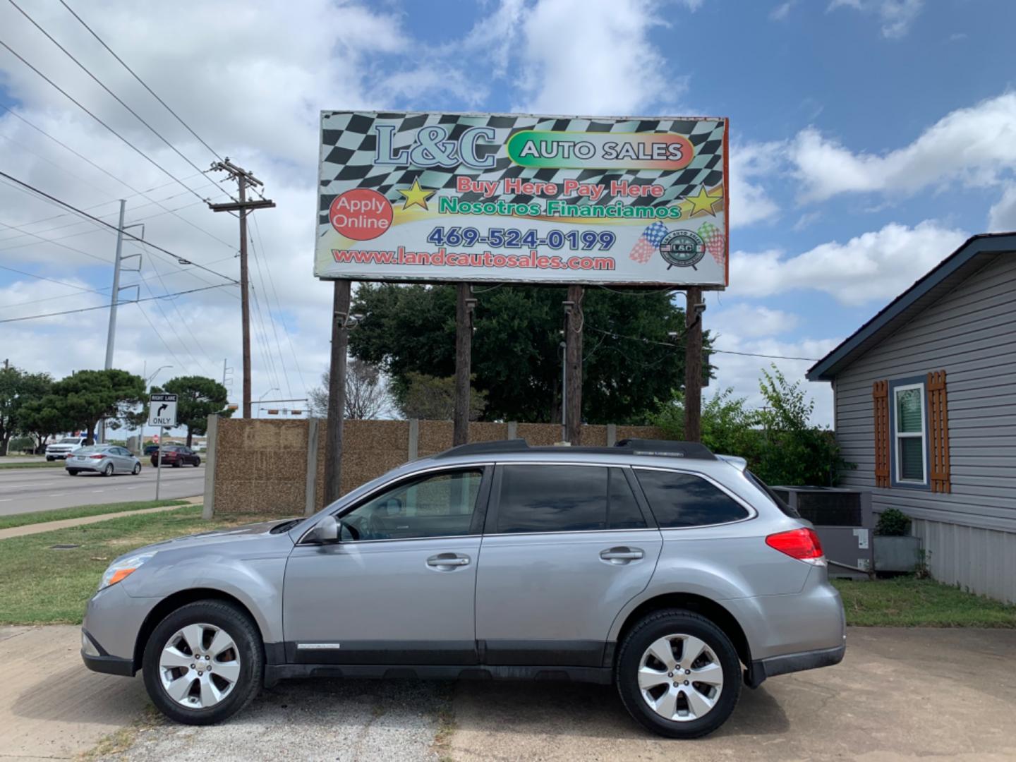 2010 SILVER /Black Subaru Outback 2.5i Limited (4S4BRCKC6A3) with an 2.5L H4 DOHC 16V engine, Automatic transmission, located at 1830 North Belt Line Road, Irving, TX, 75061, (469) 524-0199, 32.834373, -96.993584 - Photo#0