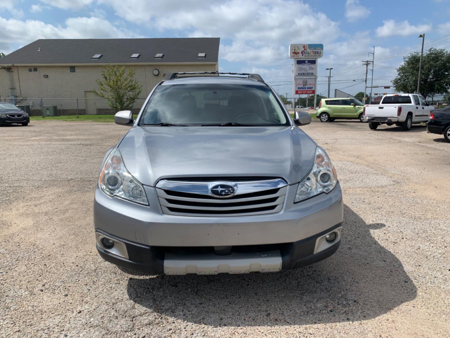 2010 SILVER /Black Subaru Outback 2.5i Limited (4S4BRCKC6A3) with an 2.5L H4 DOHC 16V engine, Automatic transmission, located at 1830 North Belt Line Road, Irving, TX, 75061, (469) 524-0199, 32.834373, -96.993584 - Photo#1