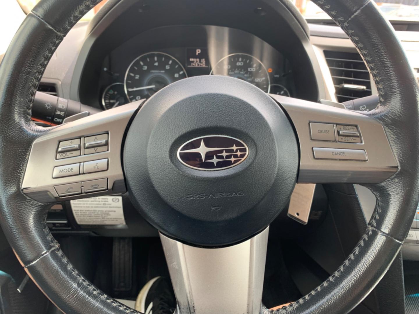 2010 SILVER /Black Subaru Outback 2.5i Limited (4S4BRCKC6A3) with an 2.5L H4 DOHC 16V engine, Automatic transmission, located at 1830 North Belt Line Road, Irving, TX, 75061, (469) 524-0199, 32.834373, -96.993584 - Photo#16