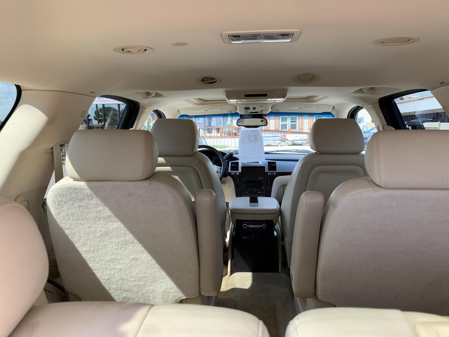 2007 blue /Tan Cadillac Escalade 2WD (1GYEC63877R) with an 6.2L V8 OHV 16V engine, AUTOMATIC transmission, located at 1830 North Belt Line Road, Irving, TX, 75061, (469) 524-0199, 32.834373, -96.993584 - Photo#14