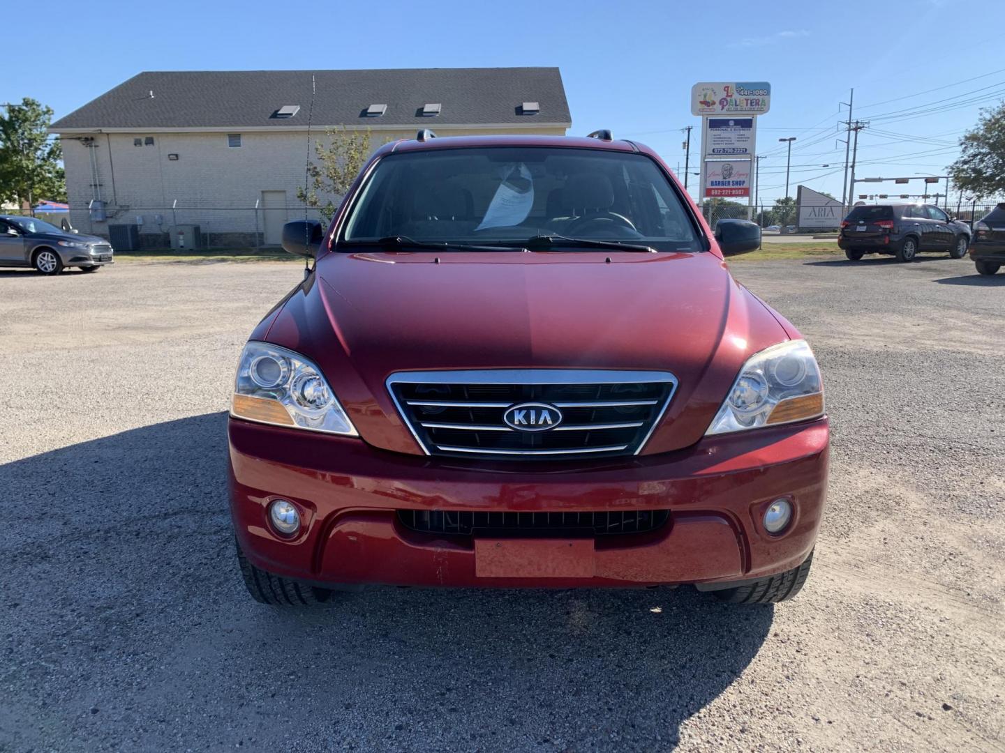 2008 Maroon /gray Kia Sorento Base (KNDJD735785) with an 3.3L V6 DOHC 24V engine, AUTOMATIC transmission, located at 1830 North Belt Line Road, Irving, TX, 75061, (469) 524-0199, 32.834373, -96.993584 - Photo#1